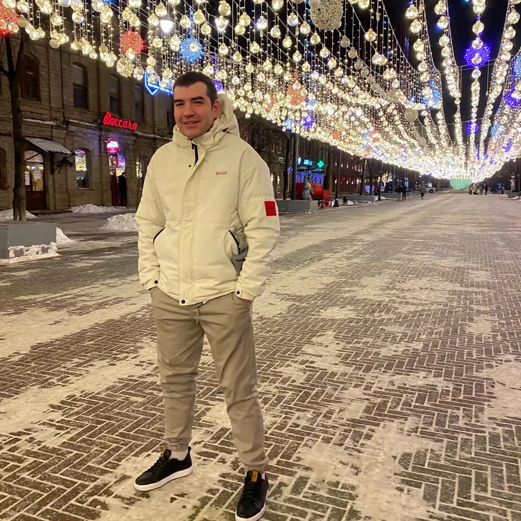 Я Тимур, 27, из Челябинска, ищу знакомство для регулярного секса
