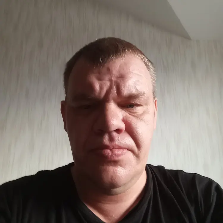 Я Андрей, 45, знакомлюсь для регулярного секса в Санкт-Петербурге