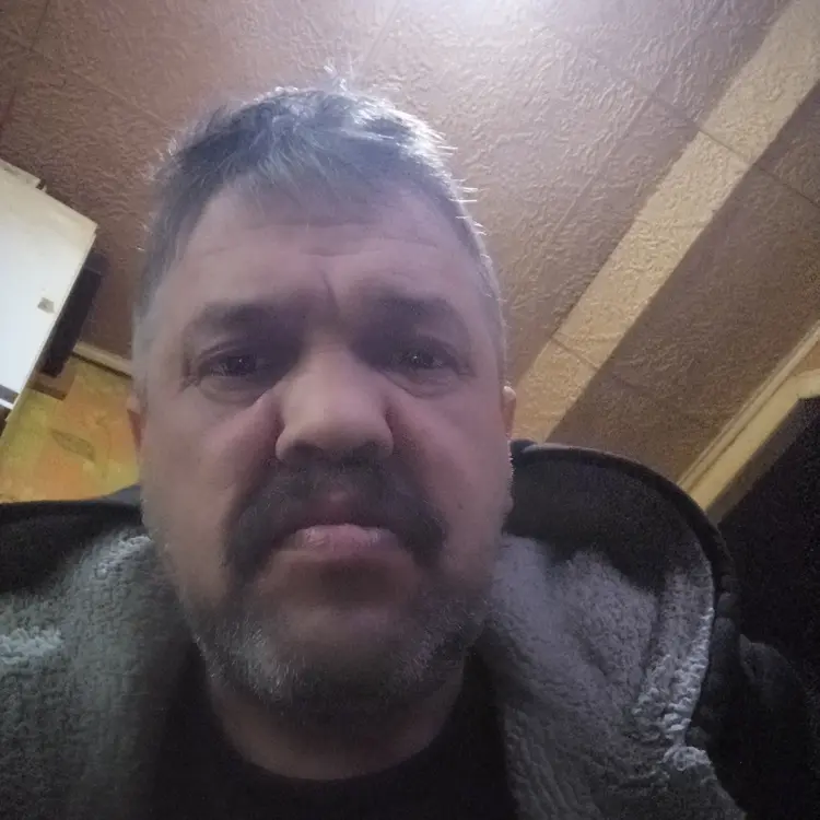 Я Василий, 52, знакомлюсь для регулярного секса в Кыштыме