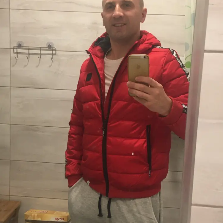 Я Павло, 33, знакомлюсь для регулярного секса в Одессе