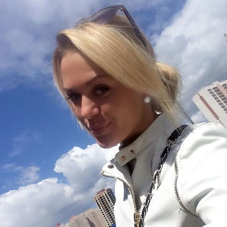Анжелика из Челябинска, ищу на сайте виртуальный секс