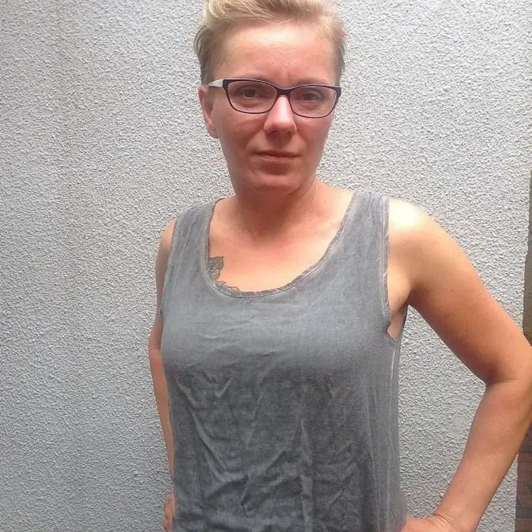 Я Angelika, 44, из Варшава, ищу знакомство