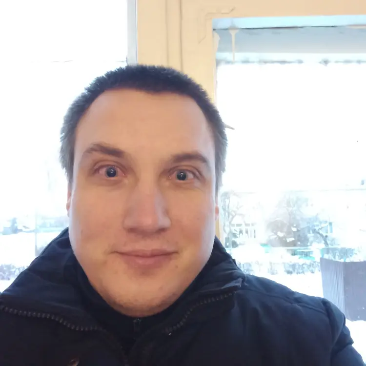 Я Nikolai, 32, из Молодечно, ищу знакомство для регулярного секса