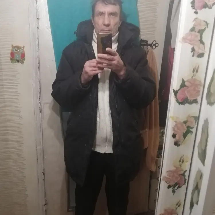 Сергей Борисович Л из Астрахани, мне 62, познакомлюсь для регулярного секса