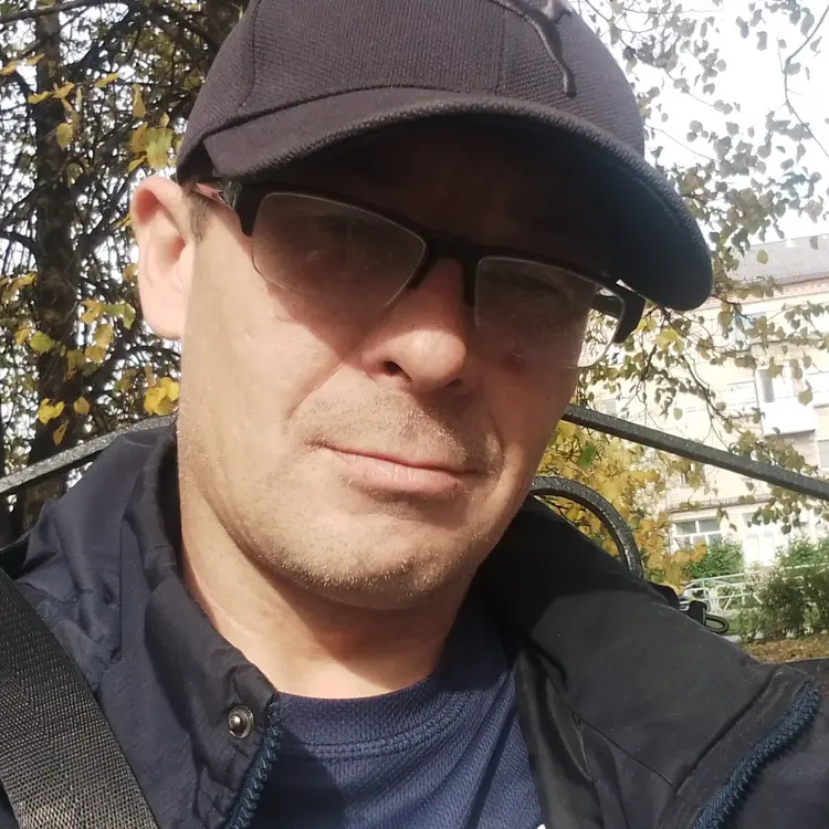 Я Роман, 42, из Екатеринбурга, ищу знакомство для общения