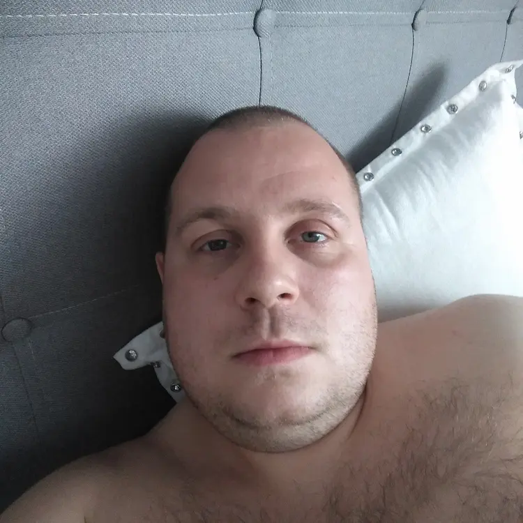 Я Евгений, 33, знакомлюсь для виртуального секса в Советске