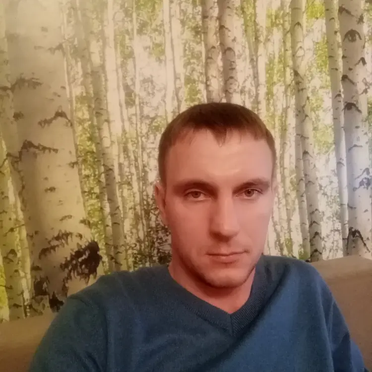 Я Алексей, 35, из Курска, ищу знакомство для приятного времяпровождения