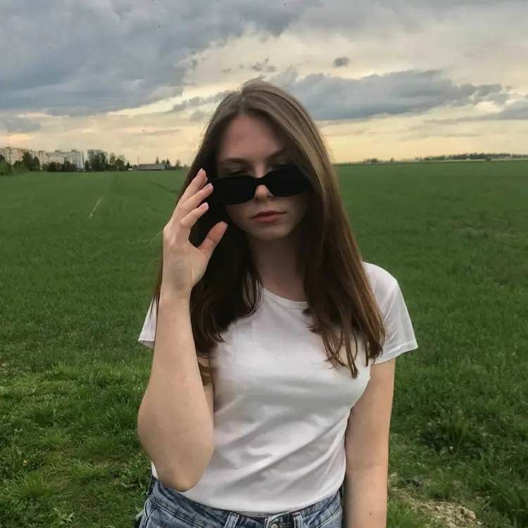 Я Анна, 21, из Могилёва, ищу знакомство для секса на одну ночь