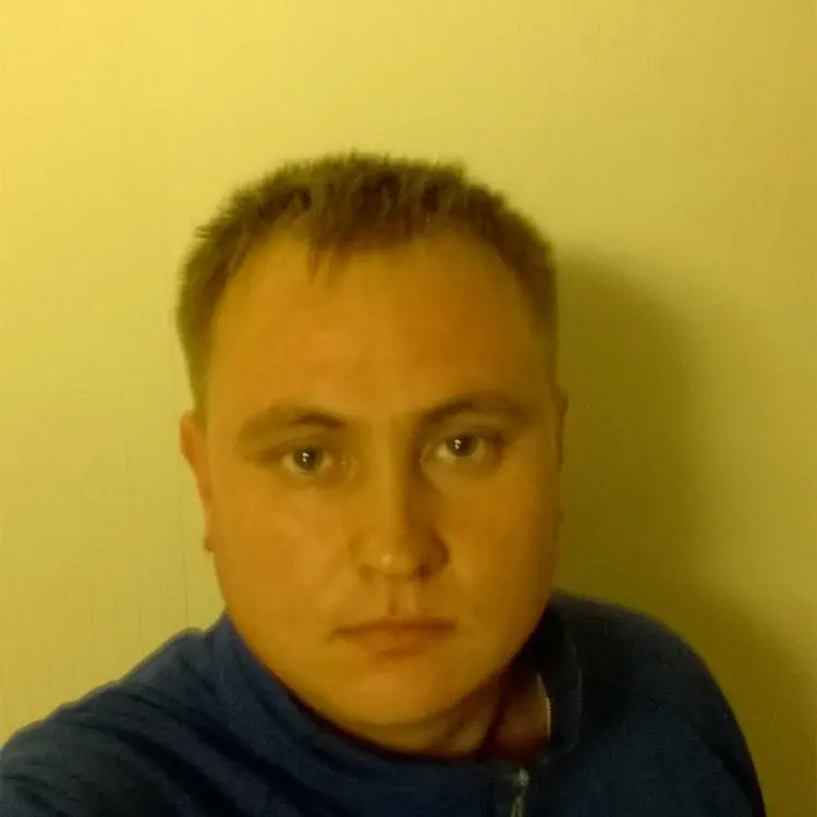 Дима из Кирова, мне 32, познакомлюсь для секса на одну ночь