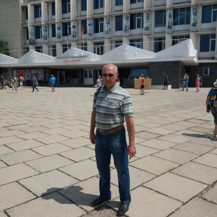Я Влад, 57, знакомлюсь для приятного времяпровождения в Ставрополе