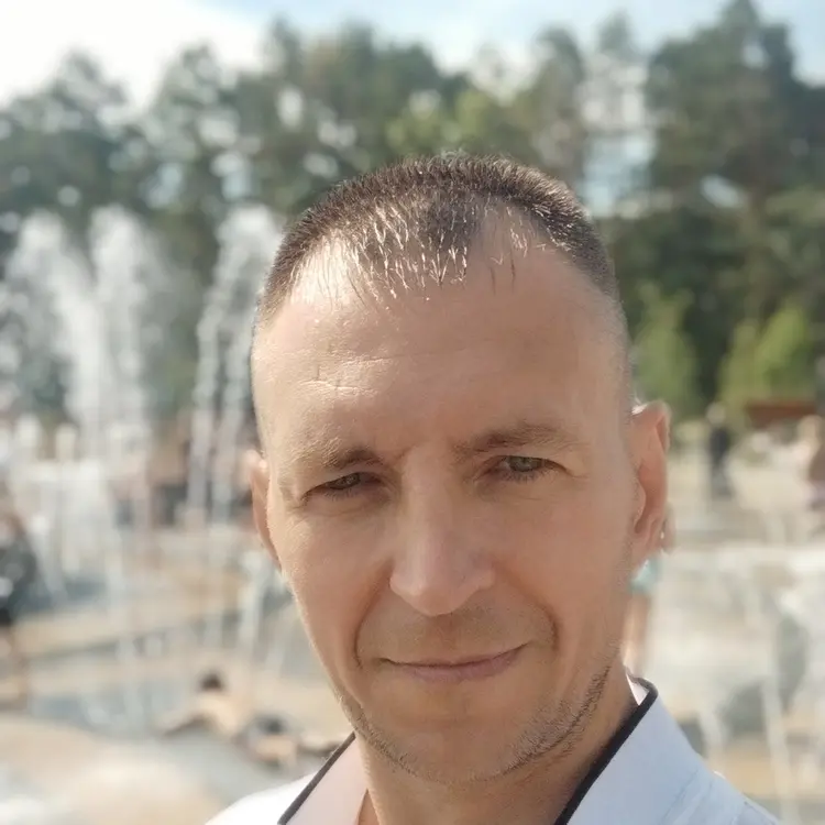 Я Снайпер, 41, знакомлюсь для регулярного секса в Владивостоке