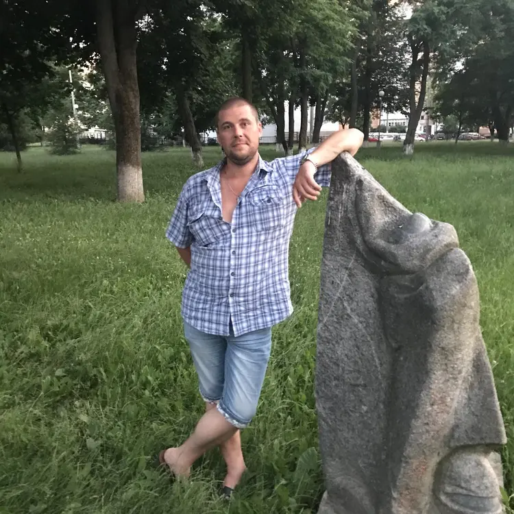 Vadim из Солигорска, мне 37, познакомлюсь для постоянных отношений