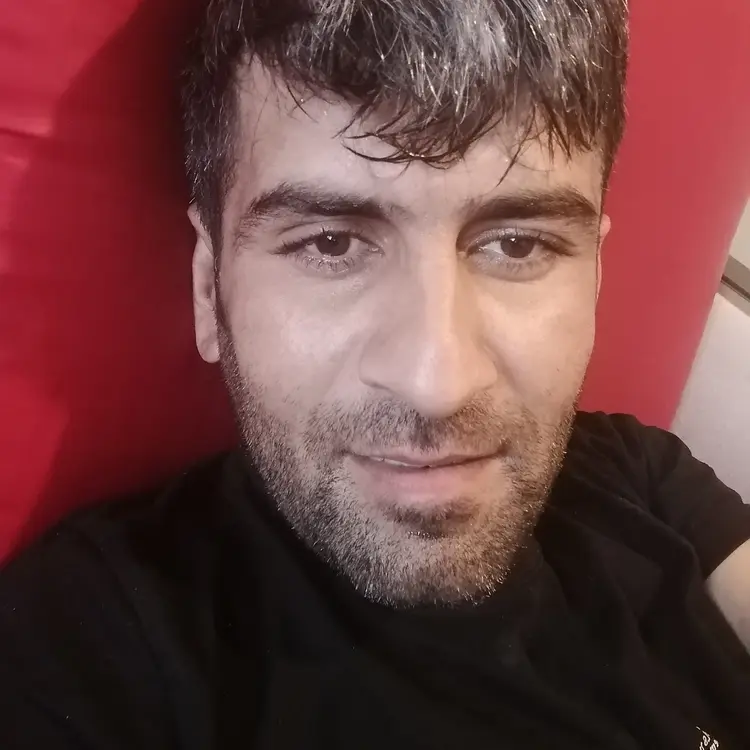 Я Мухамад Исмо, 35, знакомлюсь для регулярного секса в Самаре