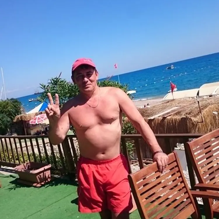 Владимир из Перми, мне 53, познакомлюсь для регулярного секса