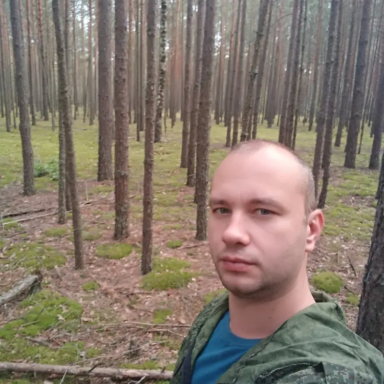 Я Алексей, 36, знакомлюсь для регулярного секса в Слуцке