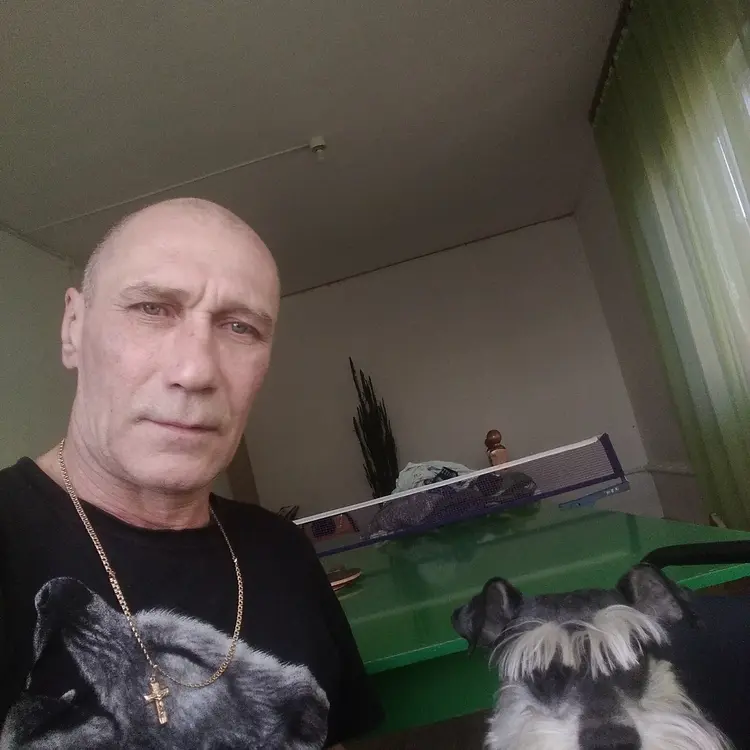Я Дмитрий, 54, из Якутска, ищу знакомство для регулярного секса